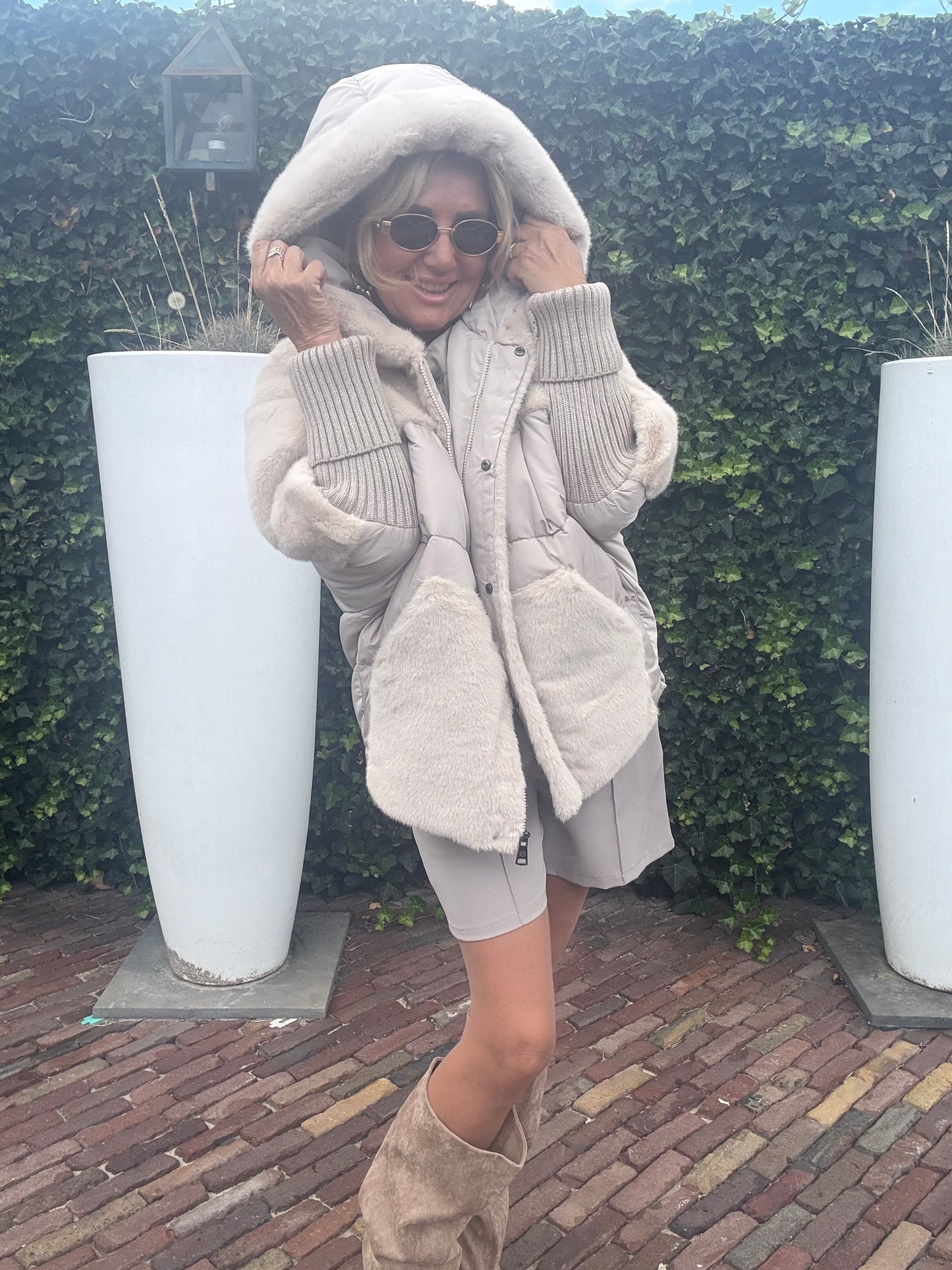 Jas Chic Fur Beige