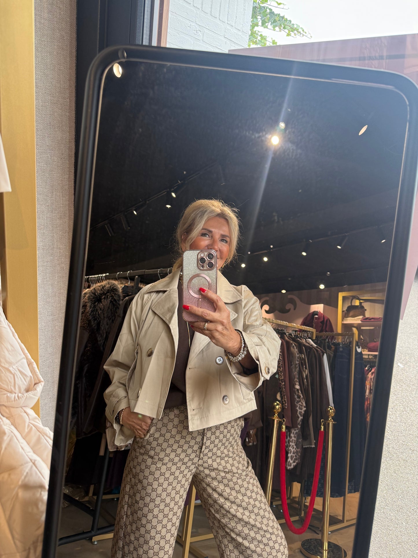 Cuci Cuci Jasje Kort model Beige / Kaki