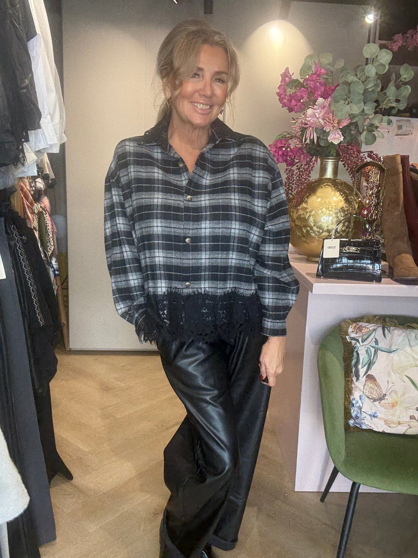 Blouse Flanel Ruit Kant