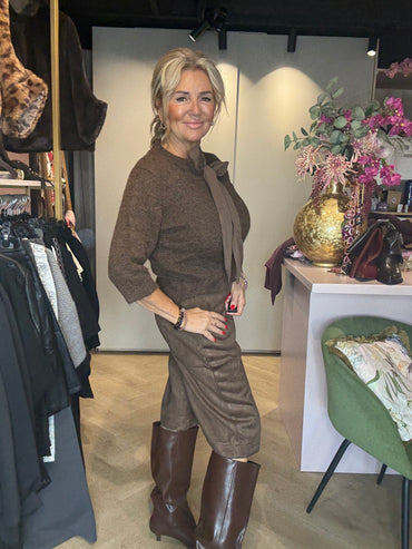 Bermuda Suedine Bruin