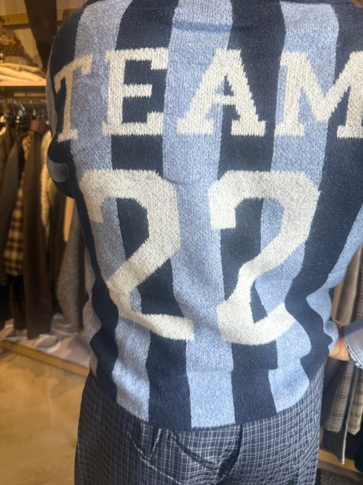 Pull d’équipe 22 bleu à rayures