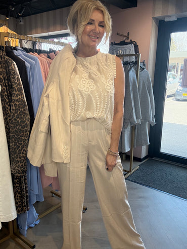 Bukser Straight creme kridtstribet