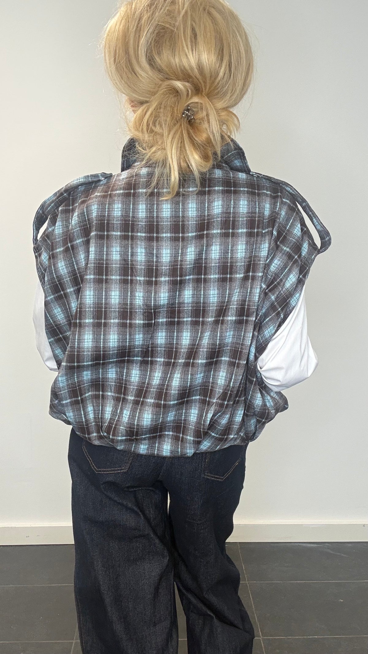 Kék bomber mellény / barna kockás