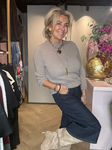 Triple Nine Baby Alpaca Taupe Long sleeves