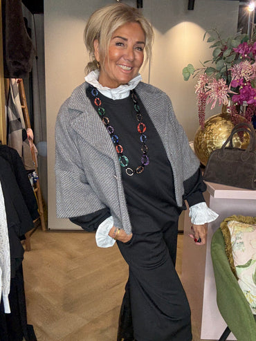 2 Delig Zwart Bermuda pak