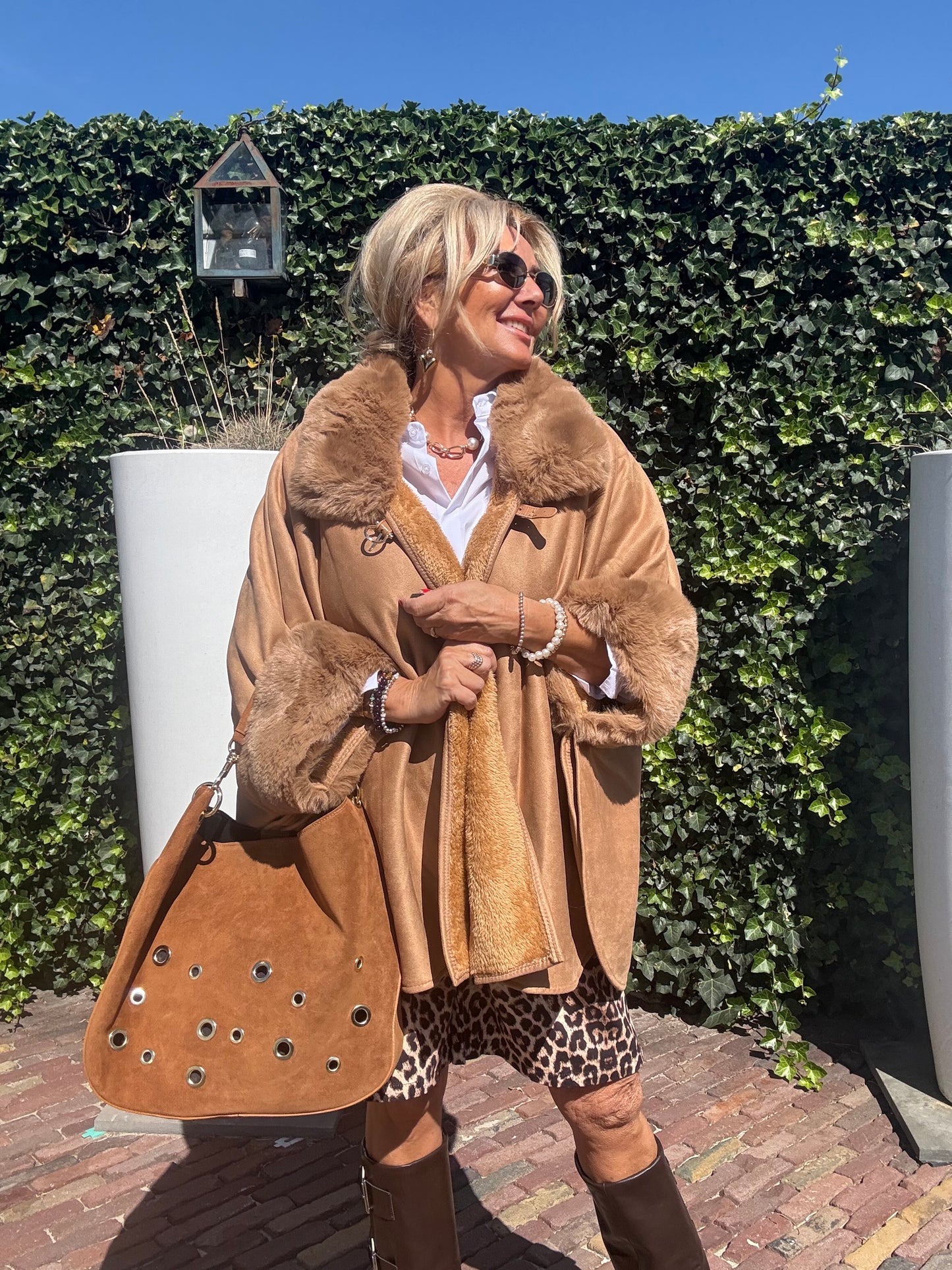 Poncho Camel Bont