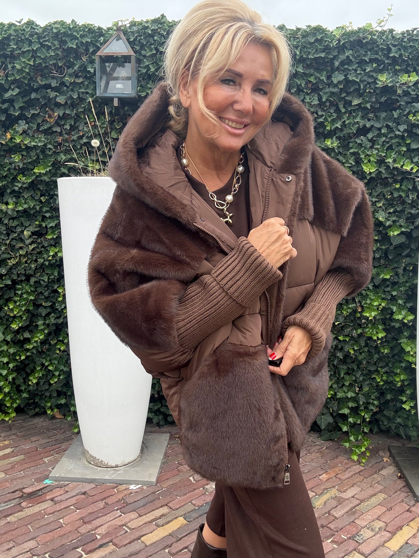 Jas Chic Fur Brown 🤎