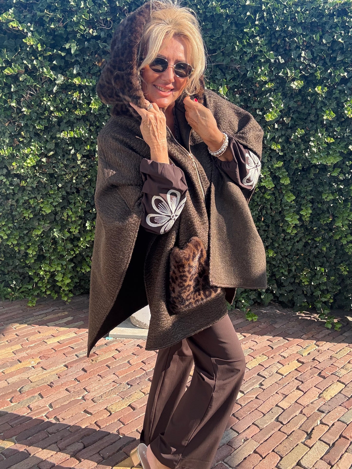 Poncho Panter Details Bruin