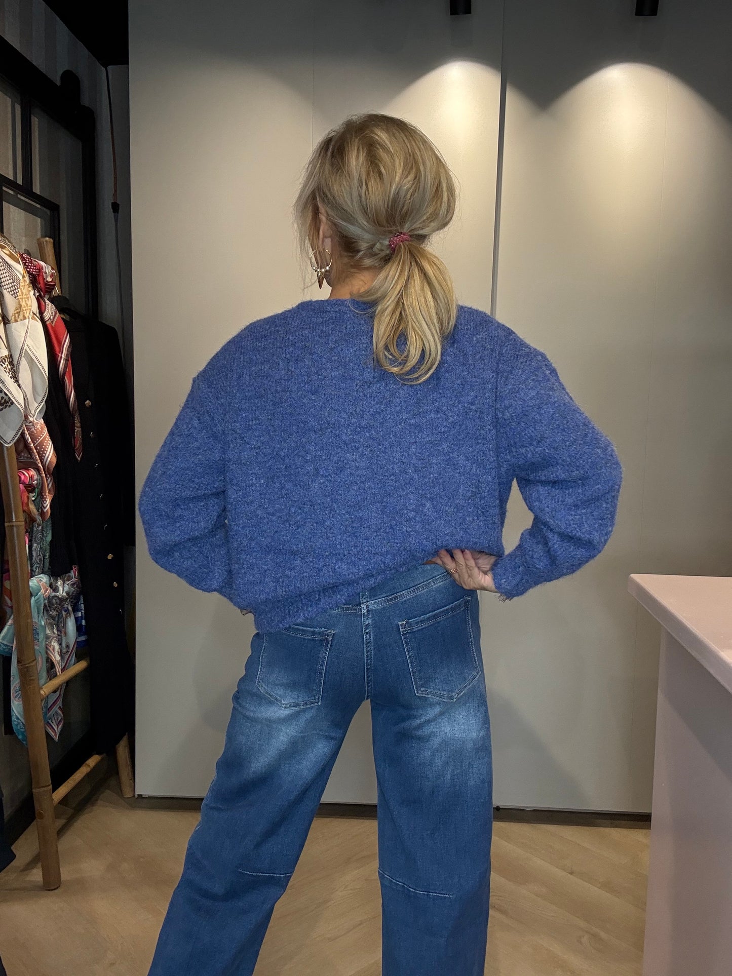 Barrel jeans