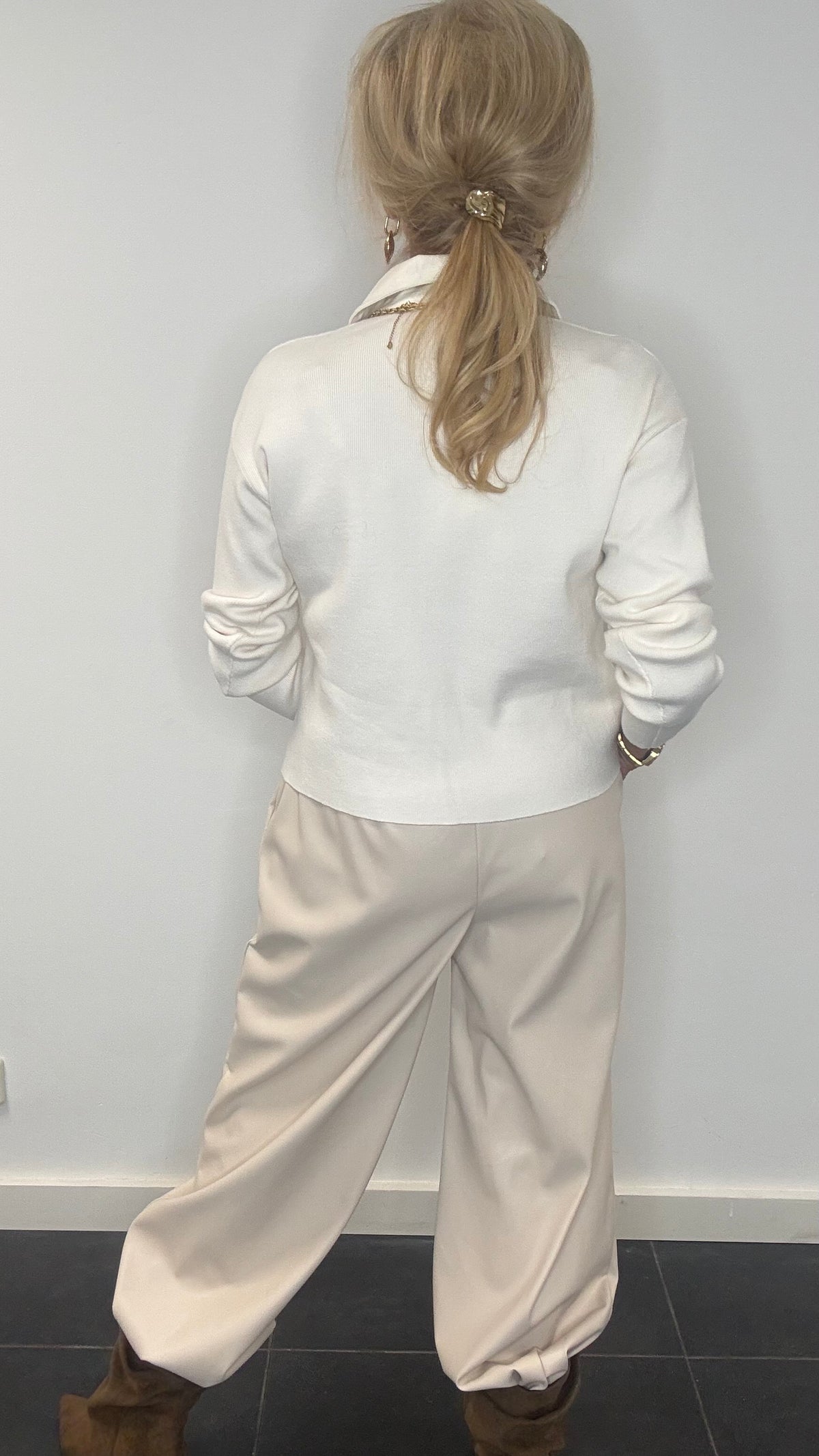 Vest in Off White with Puh details