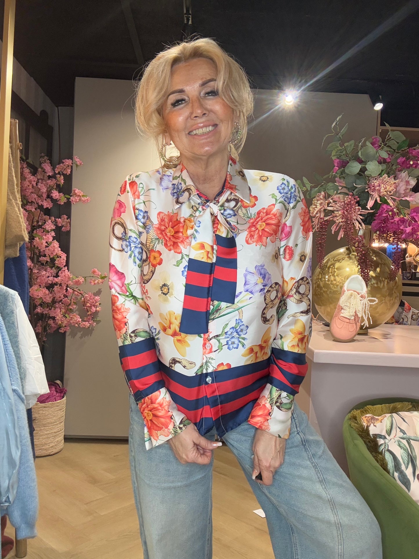 Blouse Satijn-Look met Strik Rood/Blauw