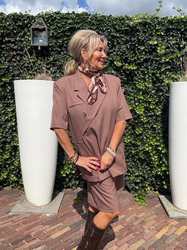 Colbert Oversized Oreo