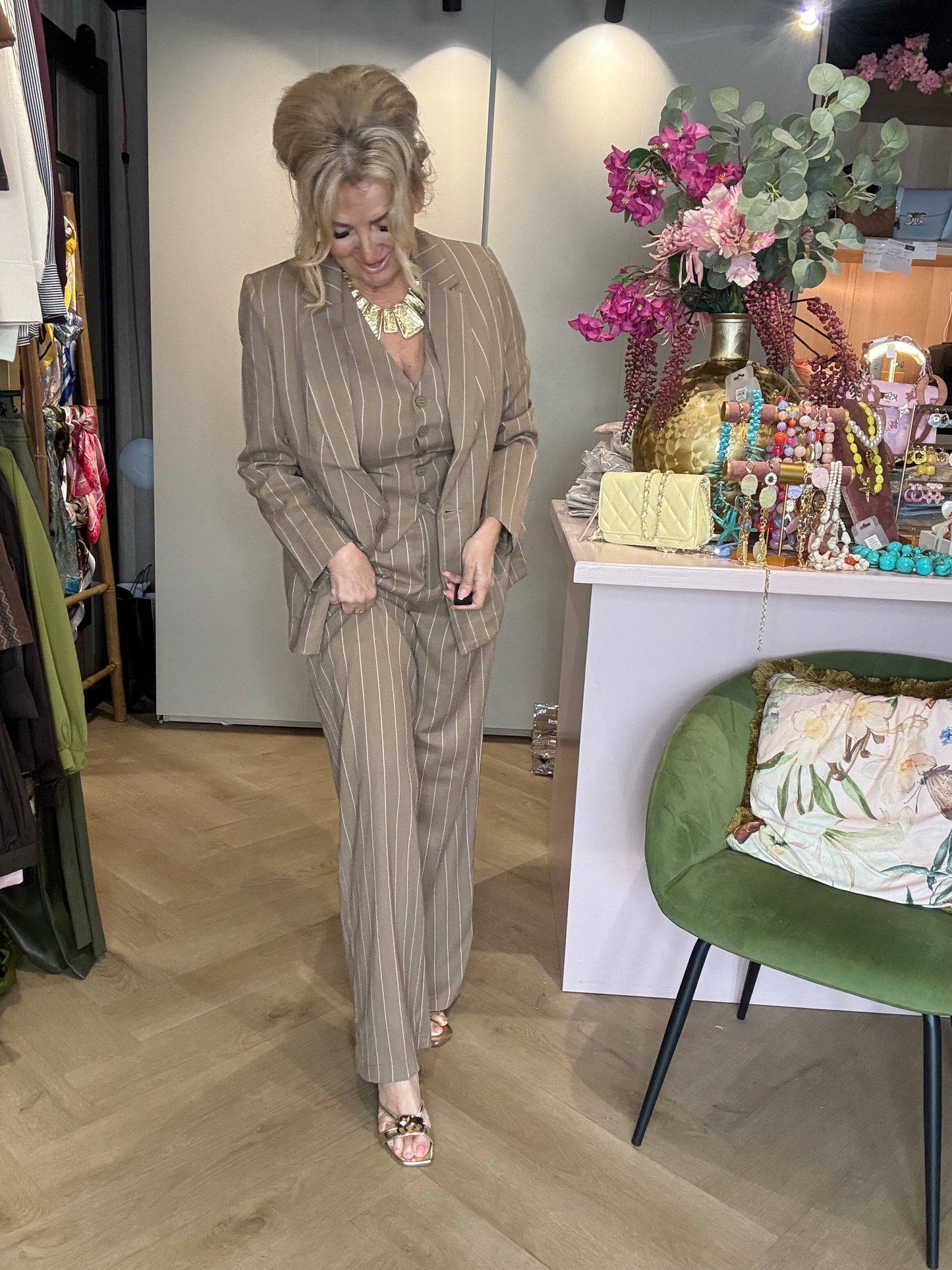 Colbert Taupe Krijtstreep