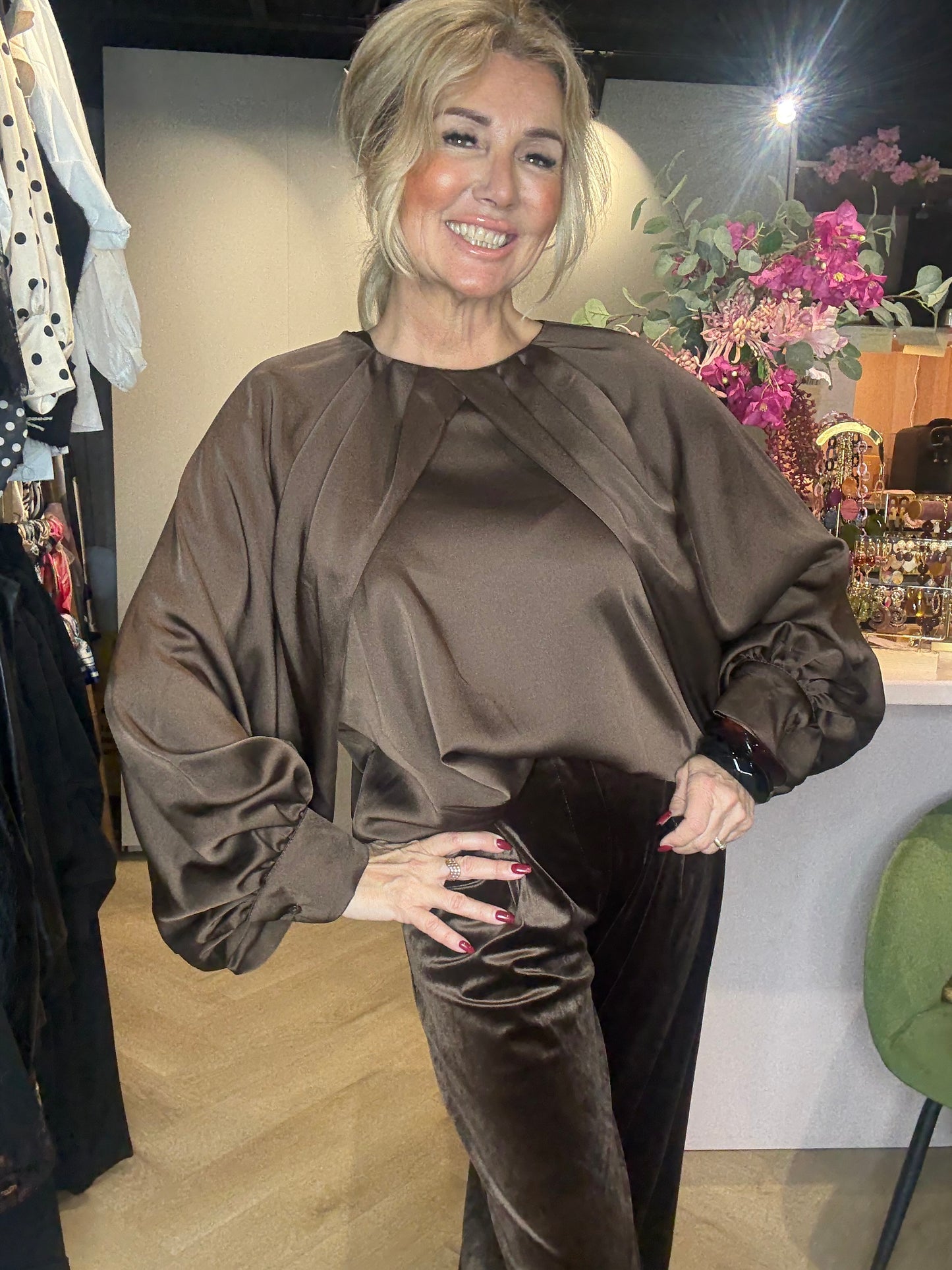 Blouse Lou satijn Look Bruin