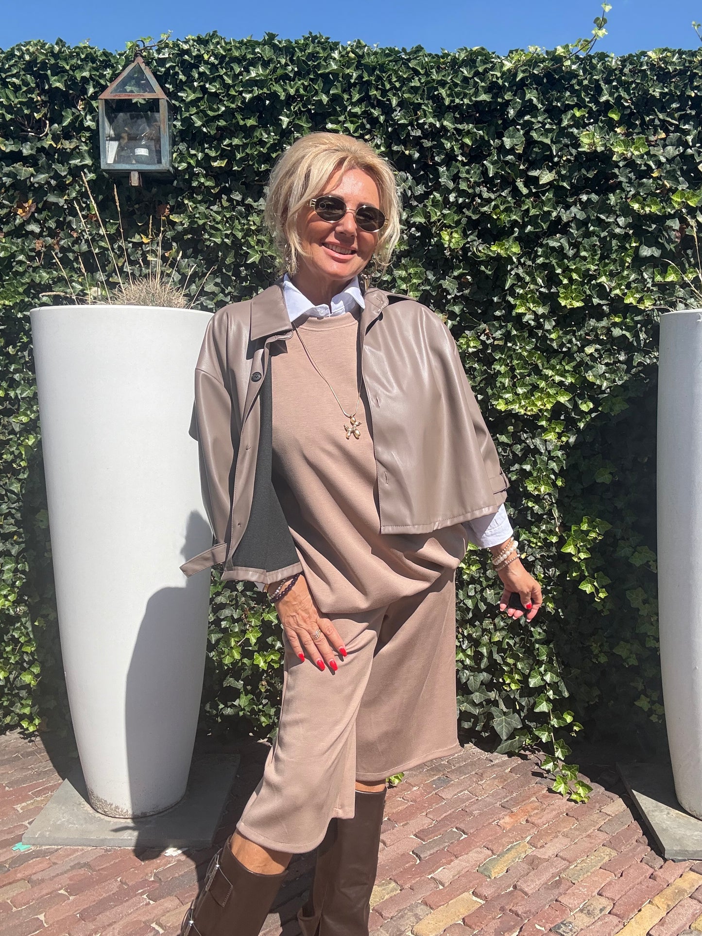 Puh Leatherlook Cape Jasje Taupe