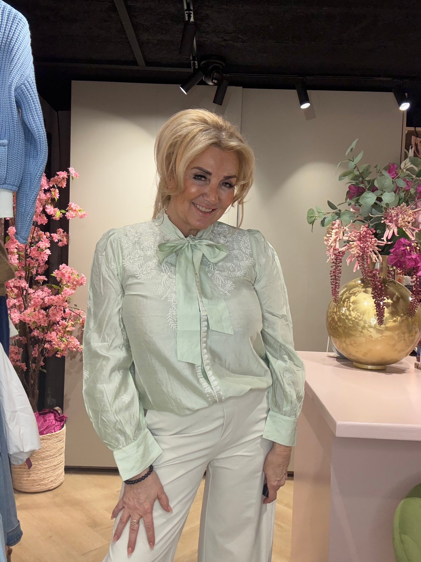 Blouse Satijn Look Borduurwerk Groen