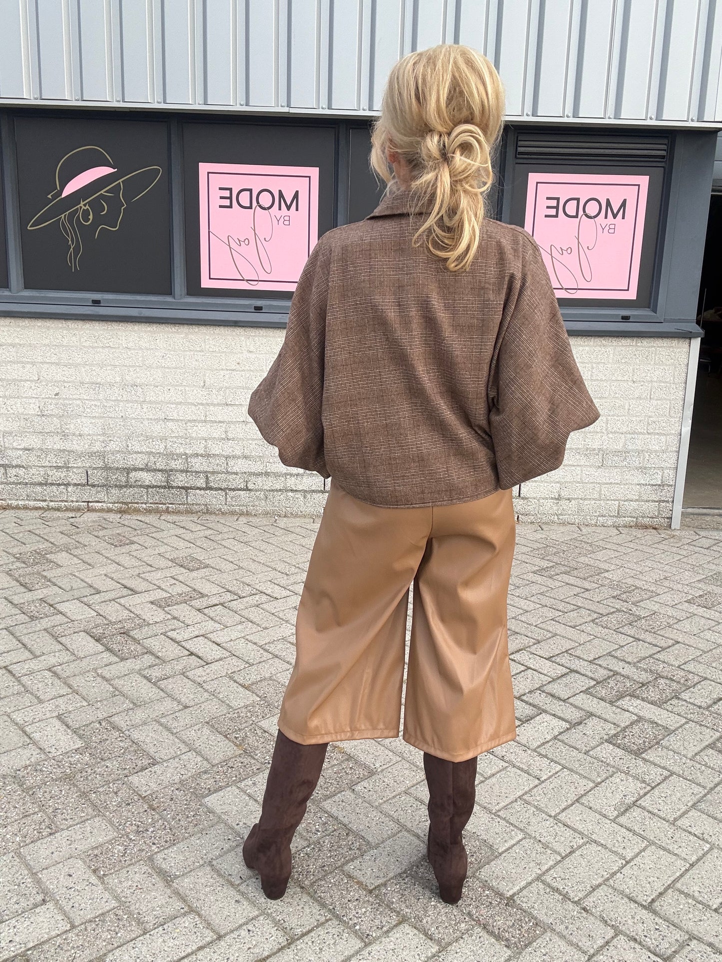 Bermuda-/culotte-shortsit, kamelinruskea Puh