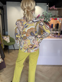 Mi Piace Bluse mit großem Paisley-Print in Olive Oil | MP202108BPPT
