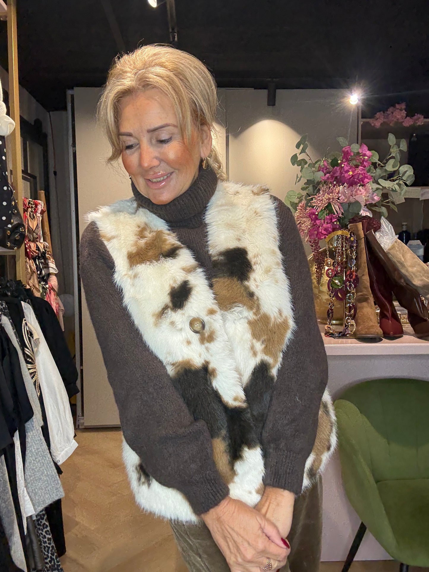Bodywarmer fake Furr koeien 🐄 vlekjes Bruin