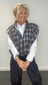 Kék bomber mellény / barna kockás