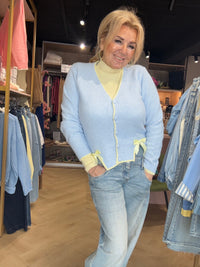 Vest Zacht Baby Blauw / Gele strikjes