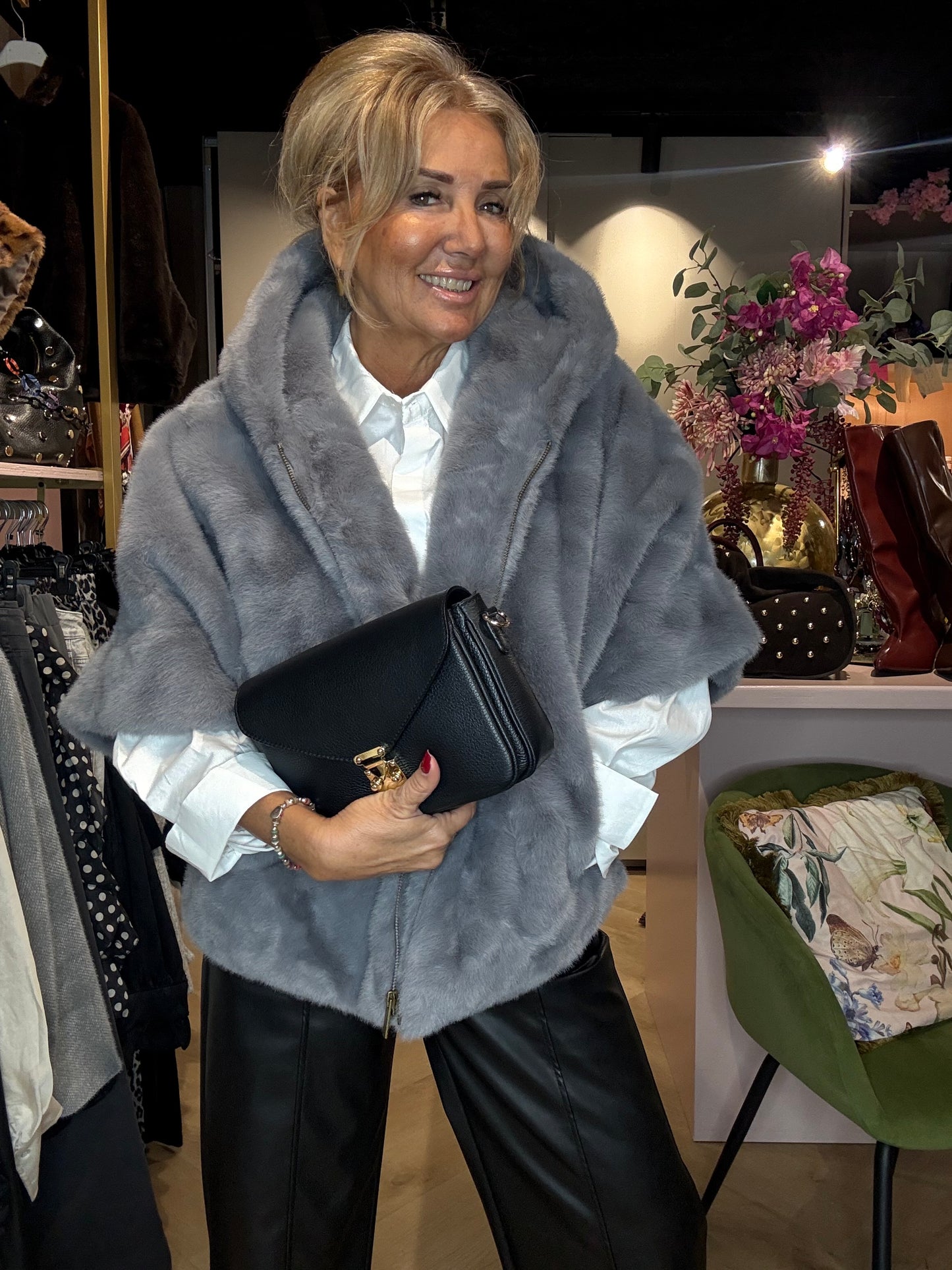 Fake Furr capuchon Grijs