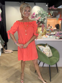 Vestido corto con hombros descubiertos rojo coral