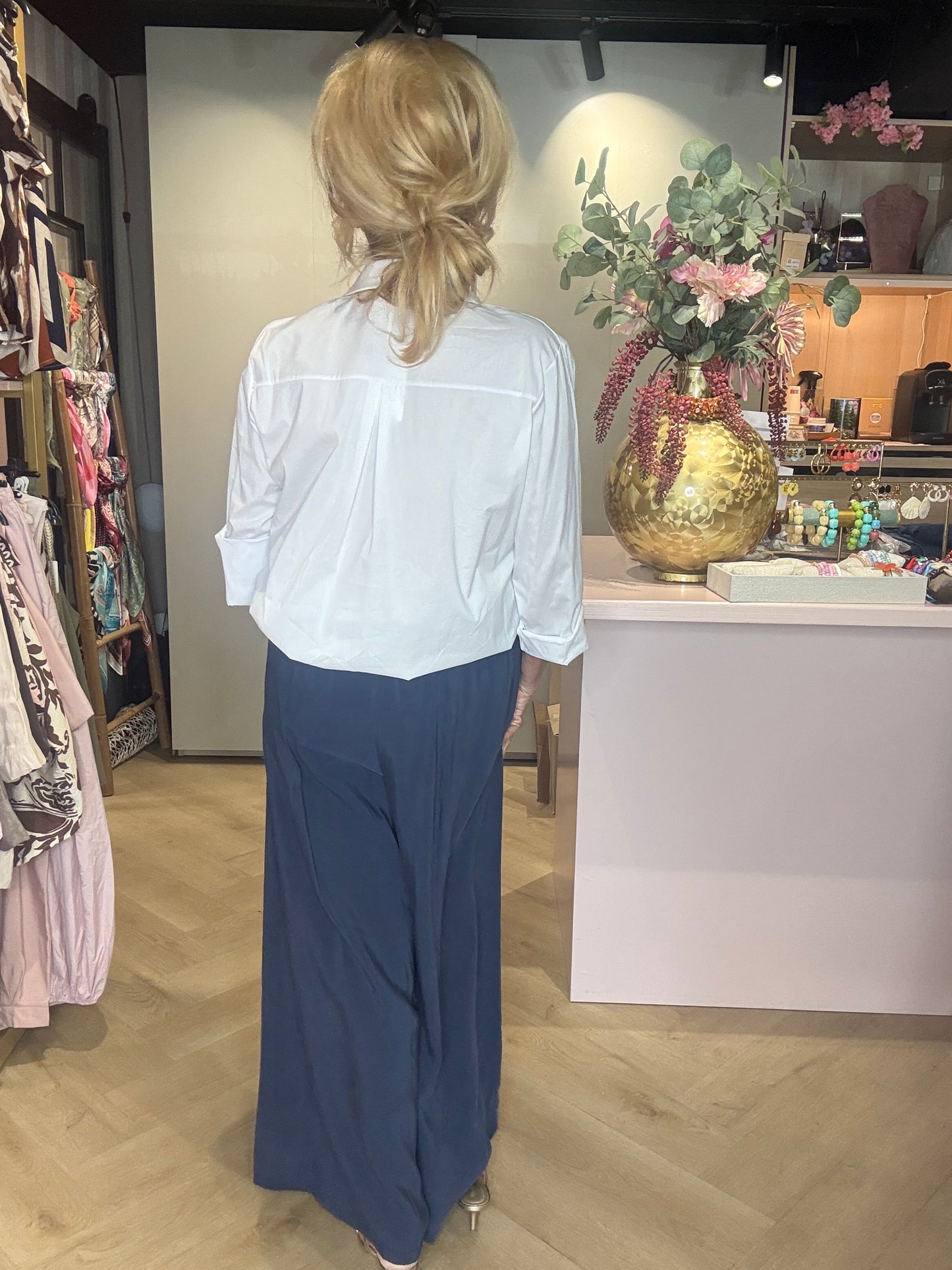 Blusa básica blanca