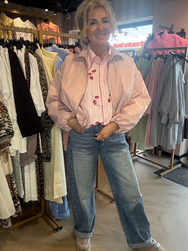 Jasje Poederrose NEW BOMBER