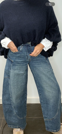 Jean barrel Linda