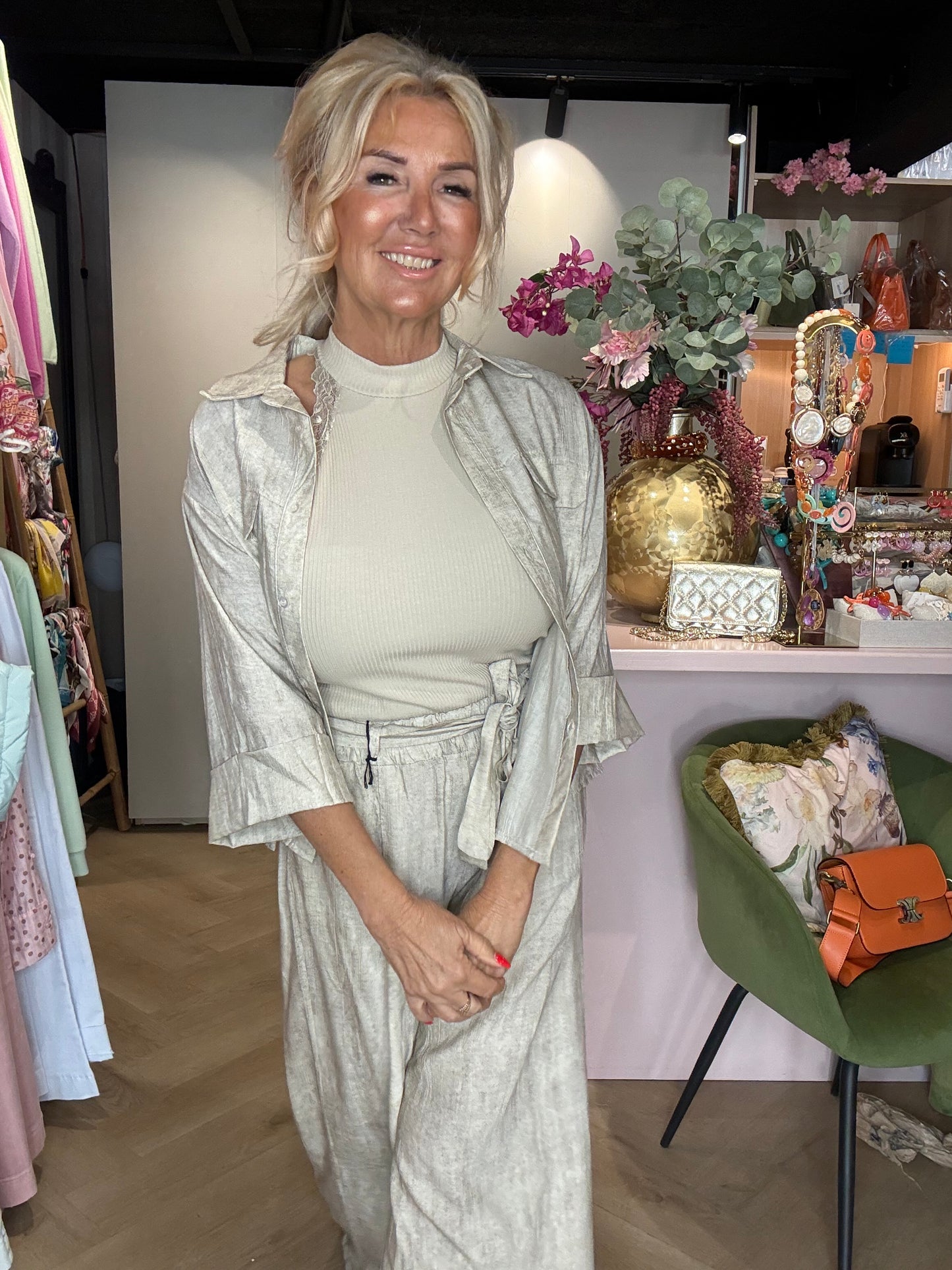 Bluse i hør beige