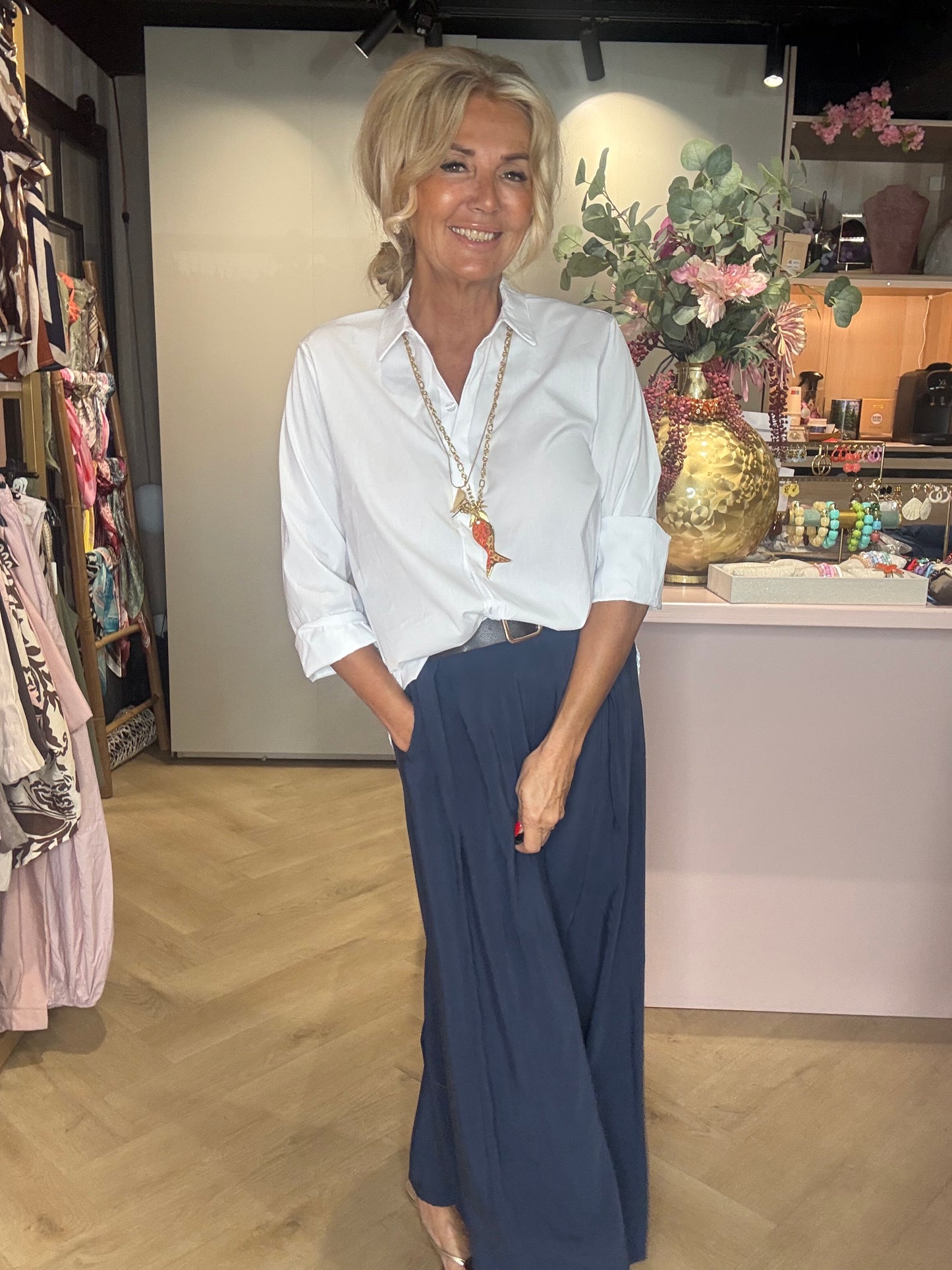 Blusa básica blanca