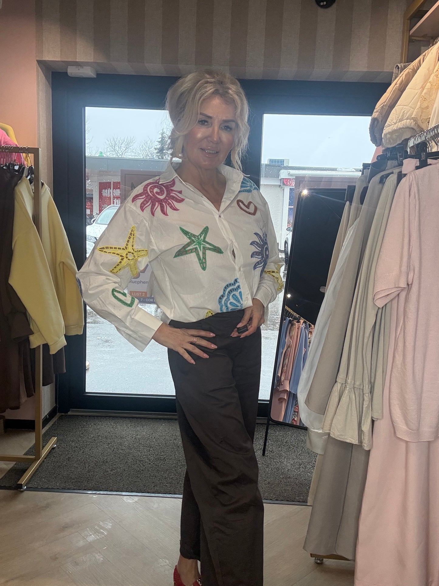 Spodnie Barrel w kolorze ciemnego brązu