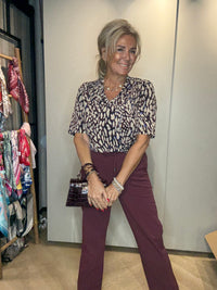Mi Piace Travel Top Print Burgundy Latte 202271