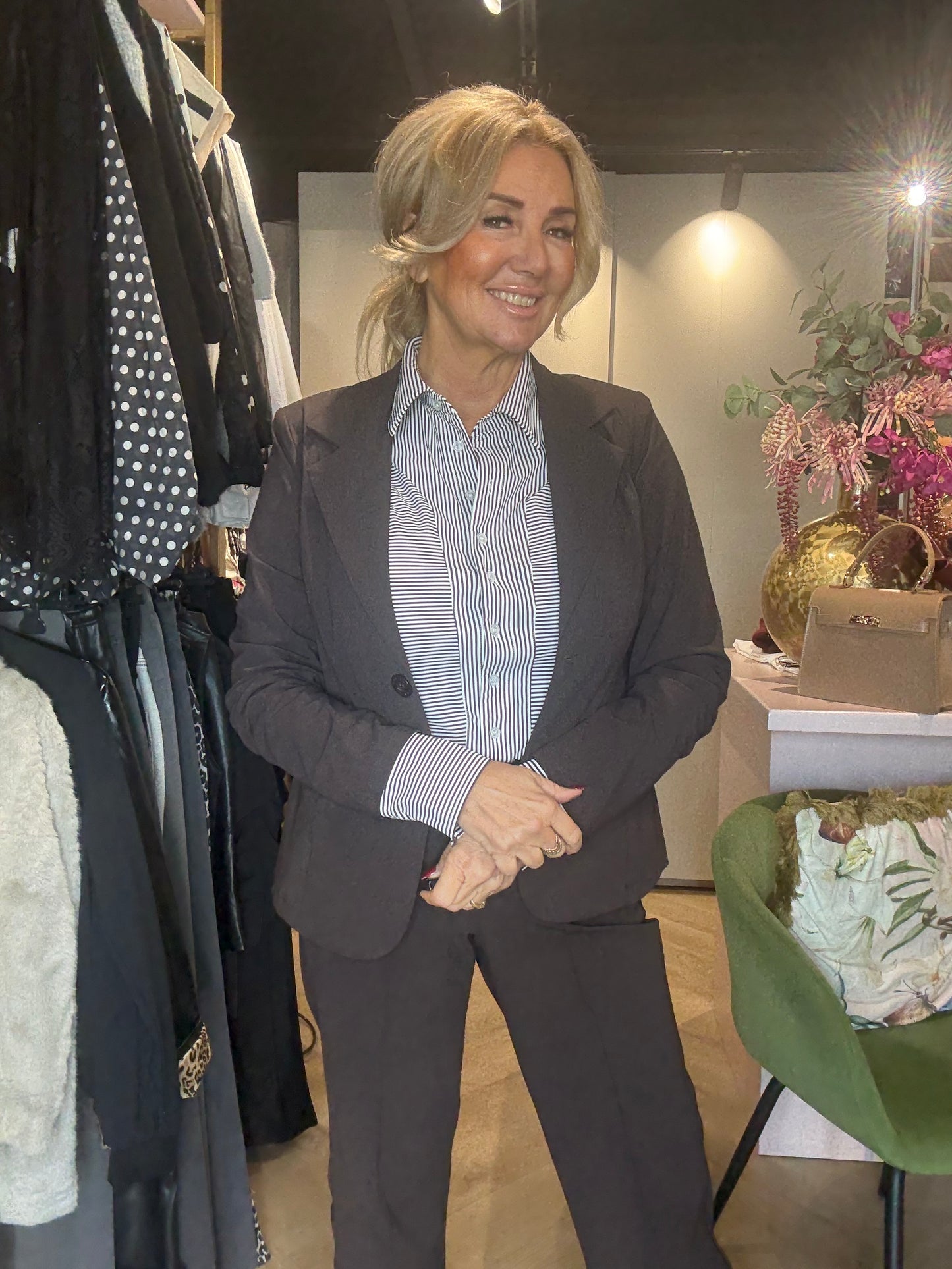 Triple Nine Travel Blazer Bruin