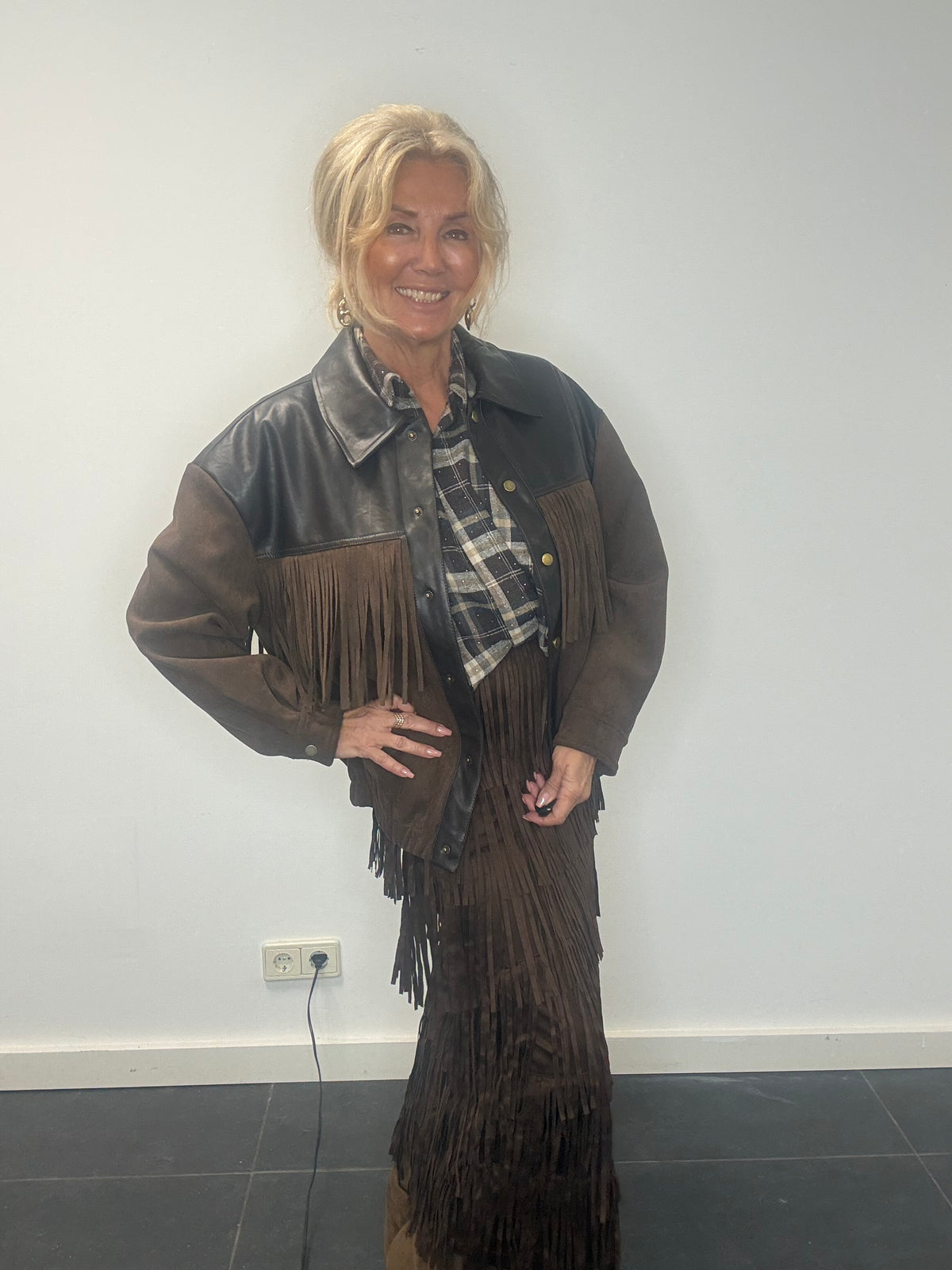 Veste / blouson marron en suédine avec franges Puh