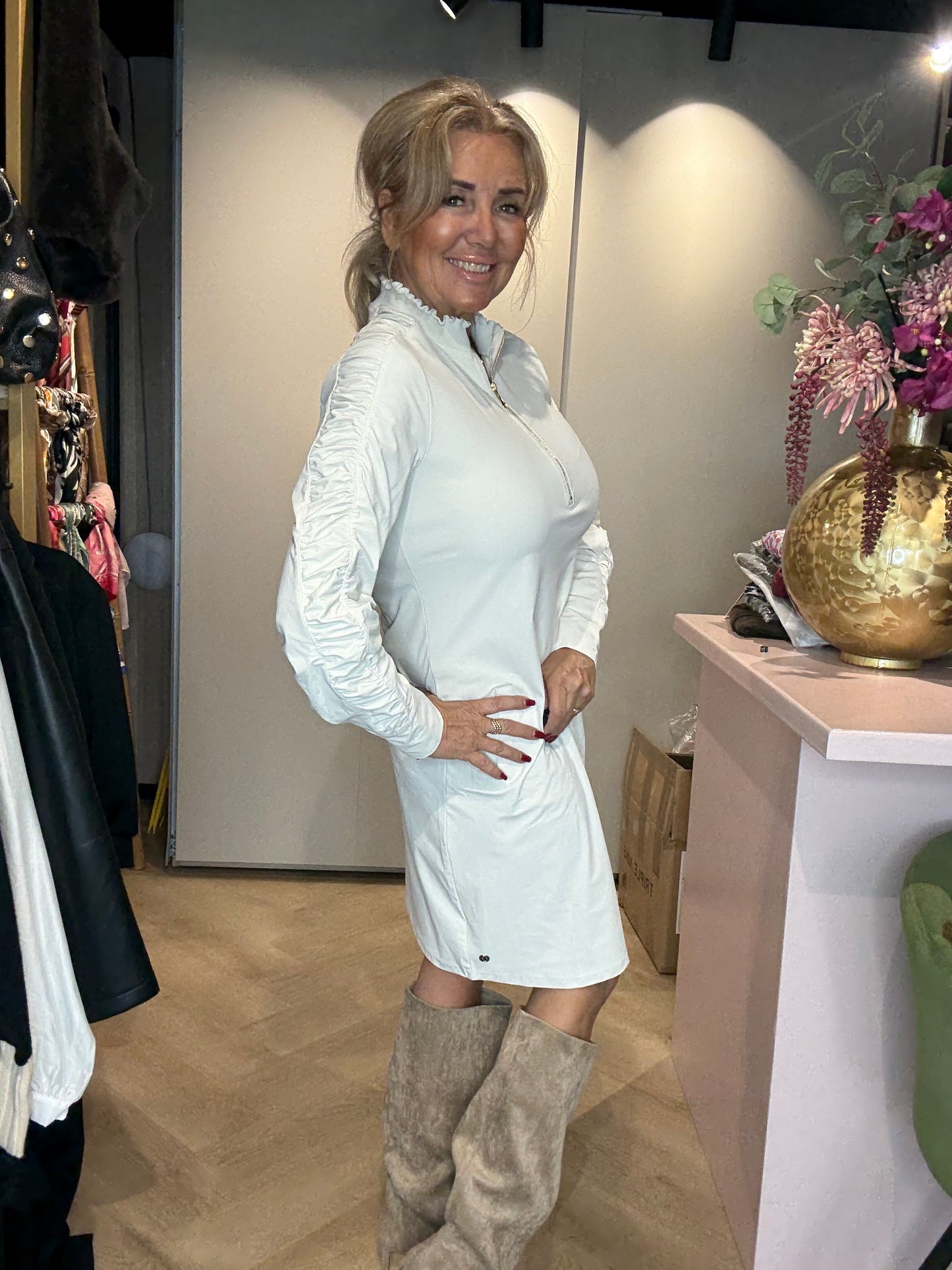 Triple Nine Jurk JK51815 Long Sleeves Smoked Shoulder - Kit