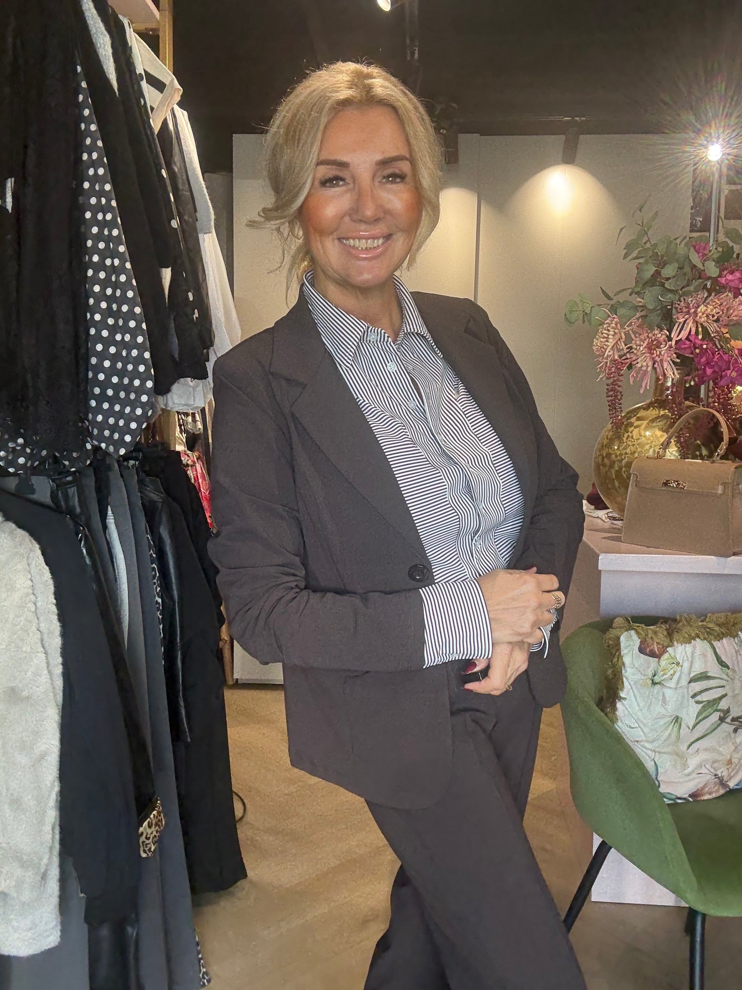 Triple Nine Travel Blazer Bruin