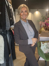 Triple Nine Travel Blazer Bruin