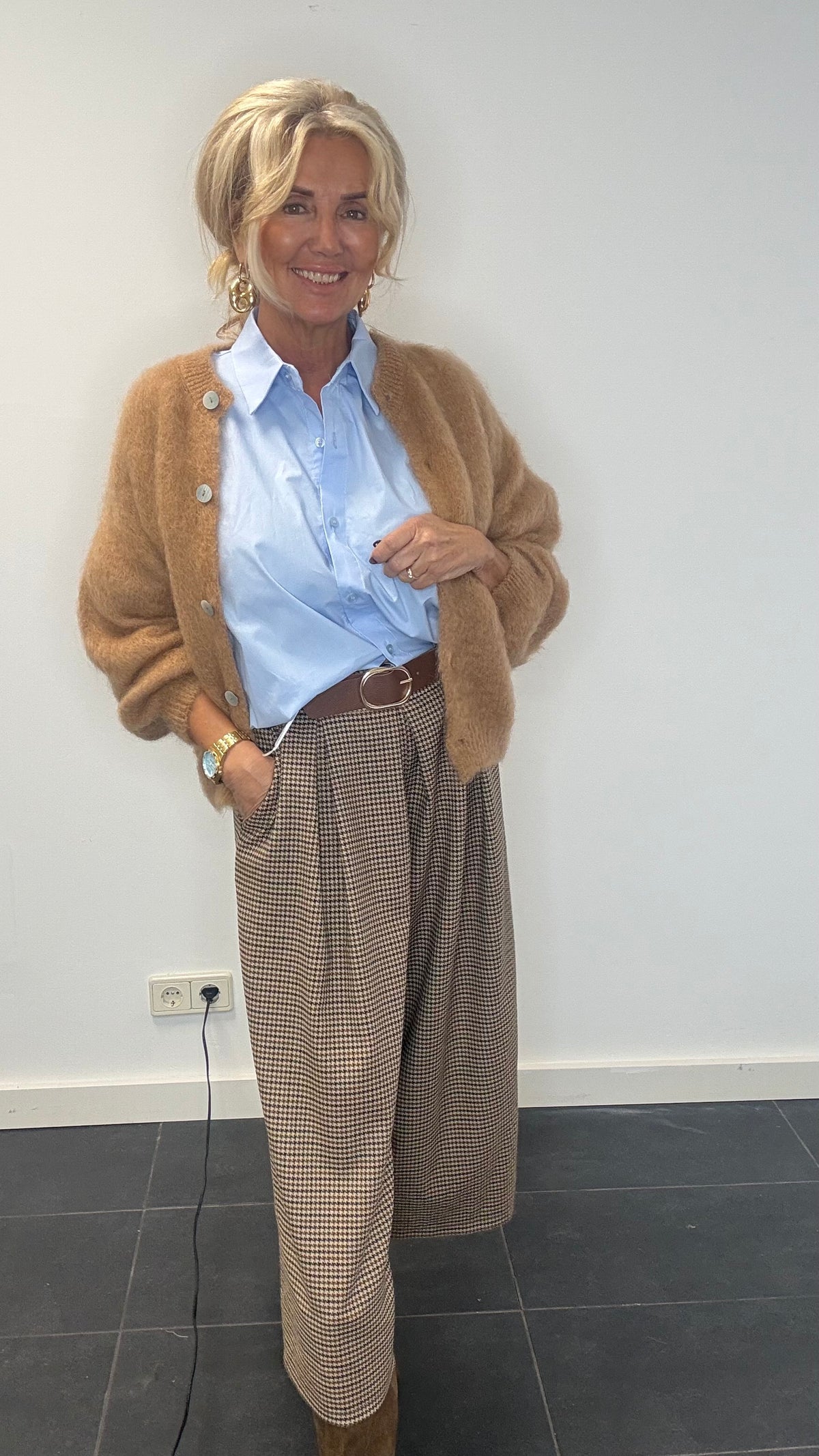 Vest i cognacfarget mohair
