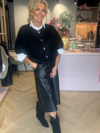Schwarze Culotte Puh mit eingewebtem Karomuster