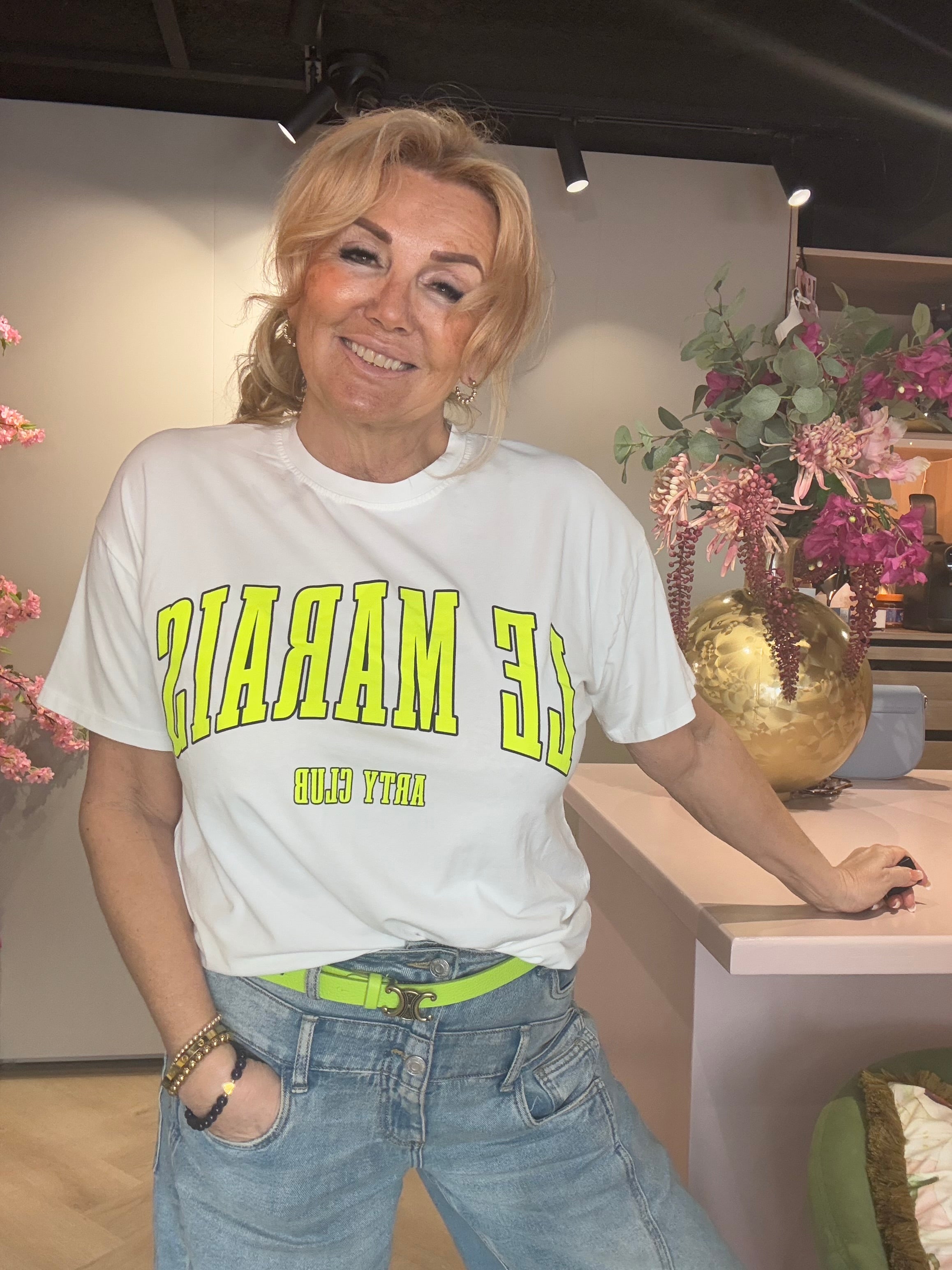 T-Shirt Le Marais Neon Geel opdruk, Wit