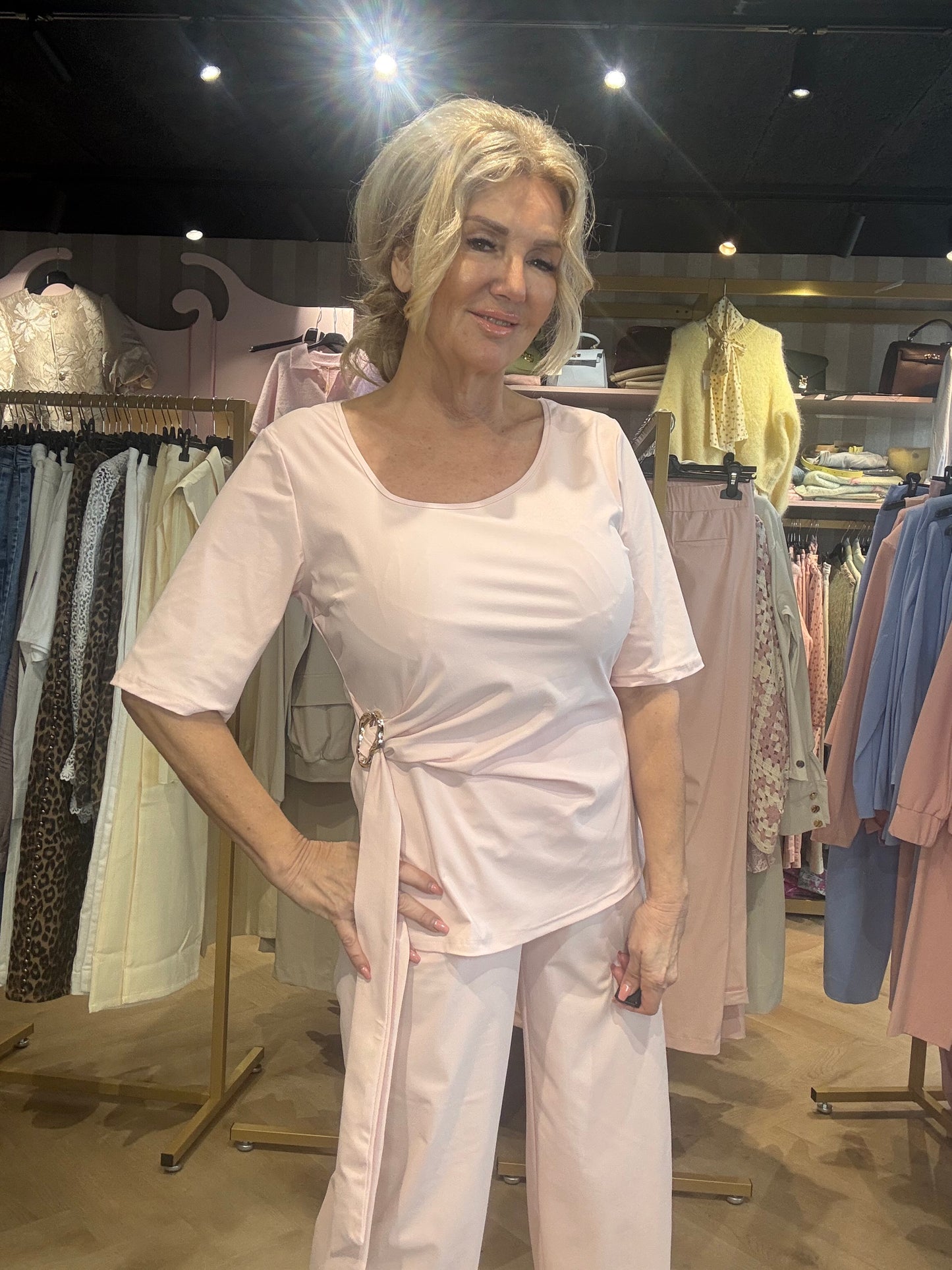 Triple Nine Top TP6944 Powder pink met Strik