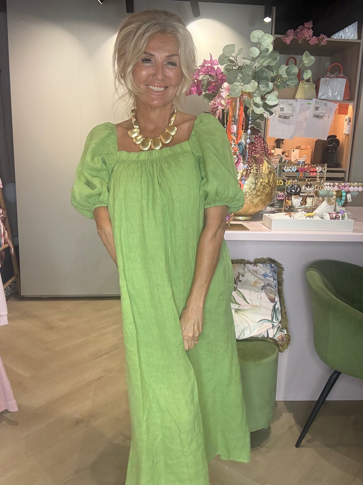 Vestido de lino verde Matcha
