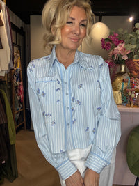 Bluse med blå striber