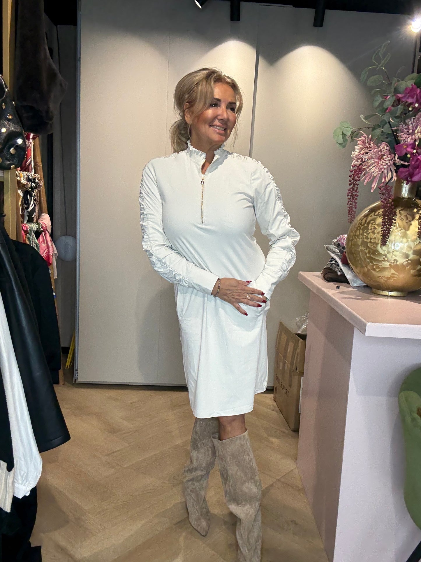 Triple Nine Jurk JK51815 Long Sleeves Smoked Shoulder - Kit