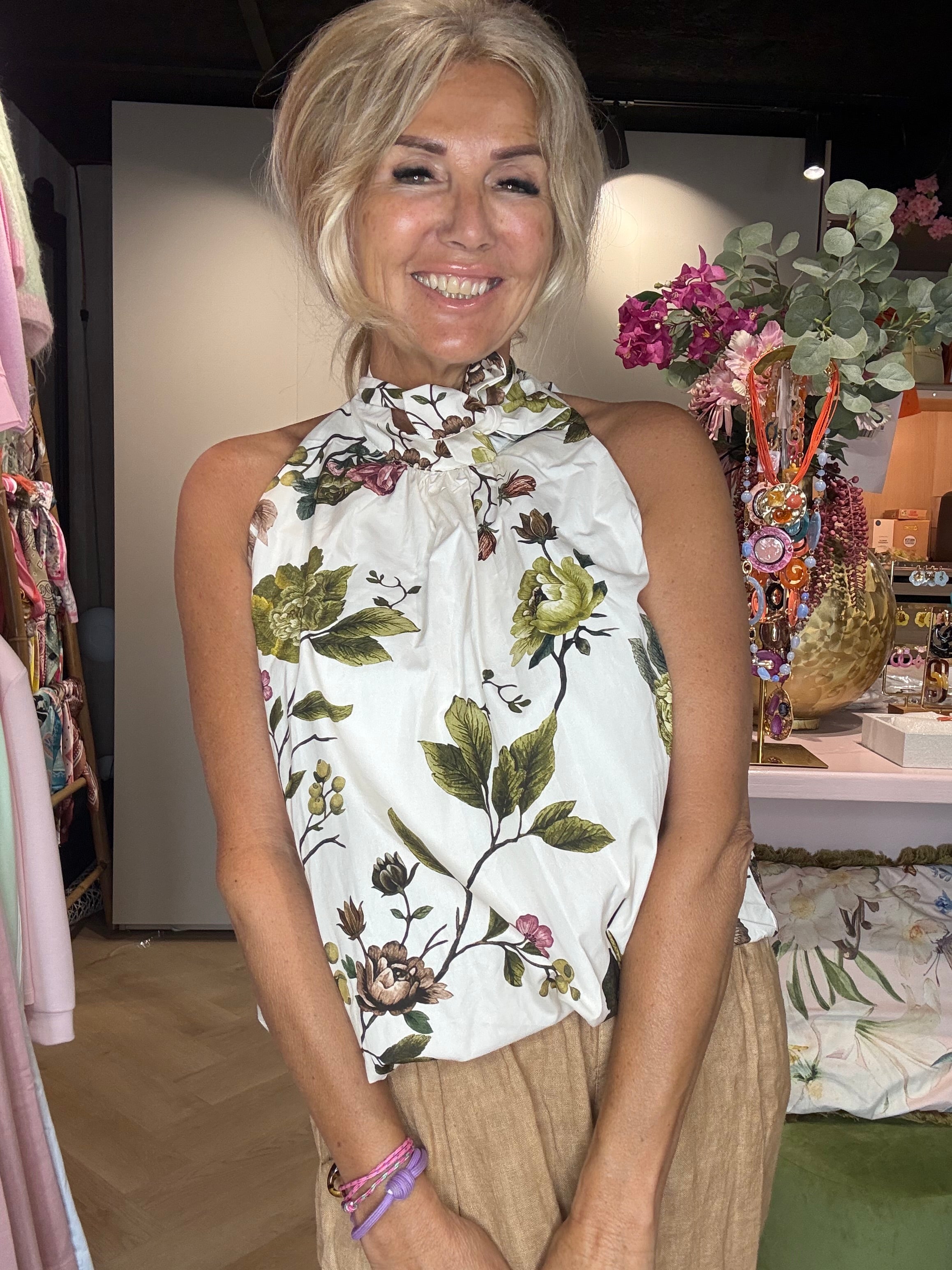 Top Halter Flower