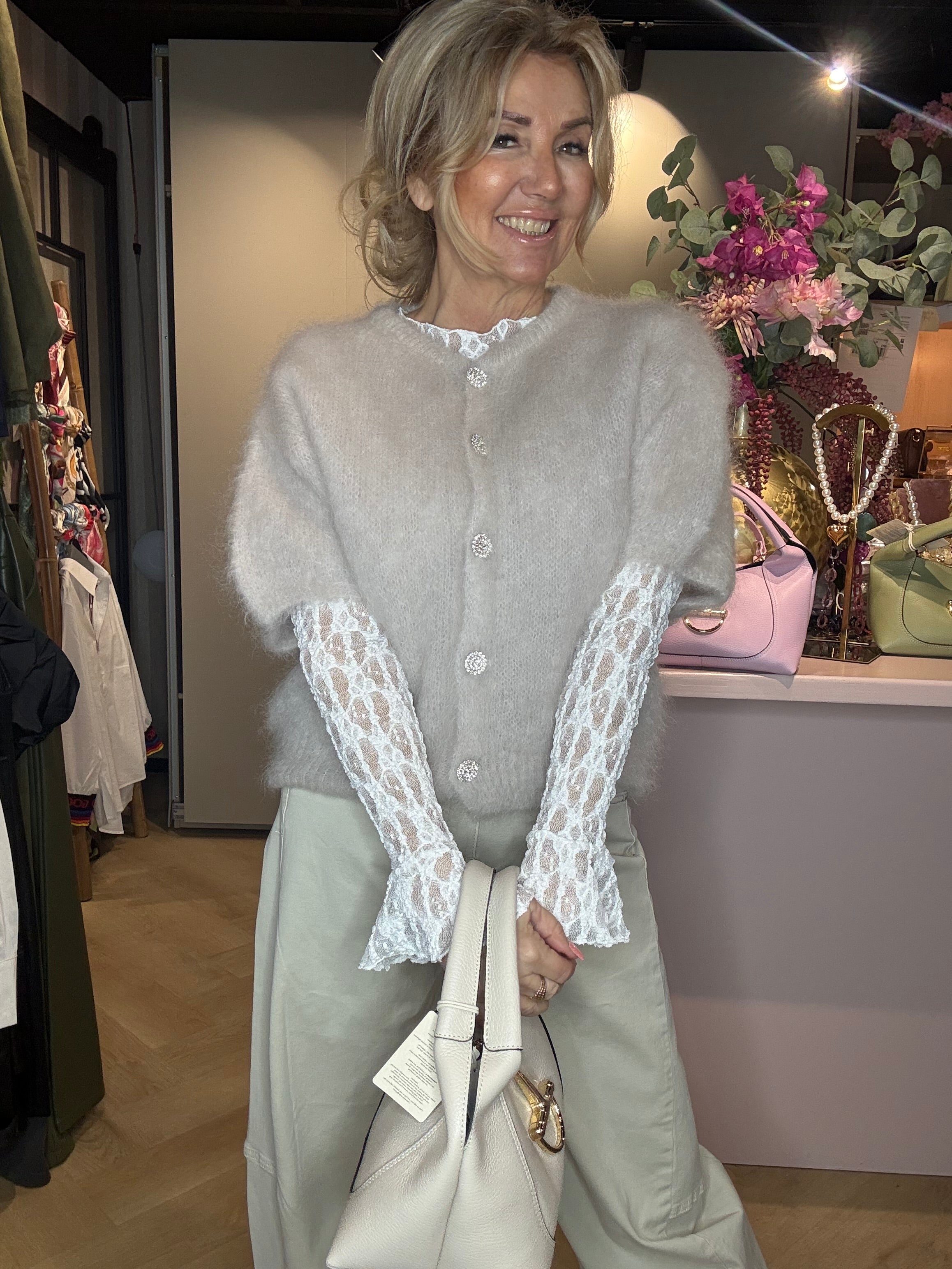 Kanten top trompet wit