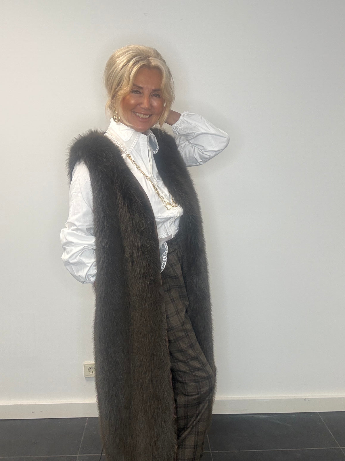 Gilet en fausse fourrure marron