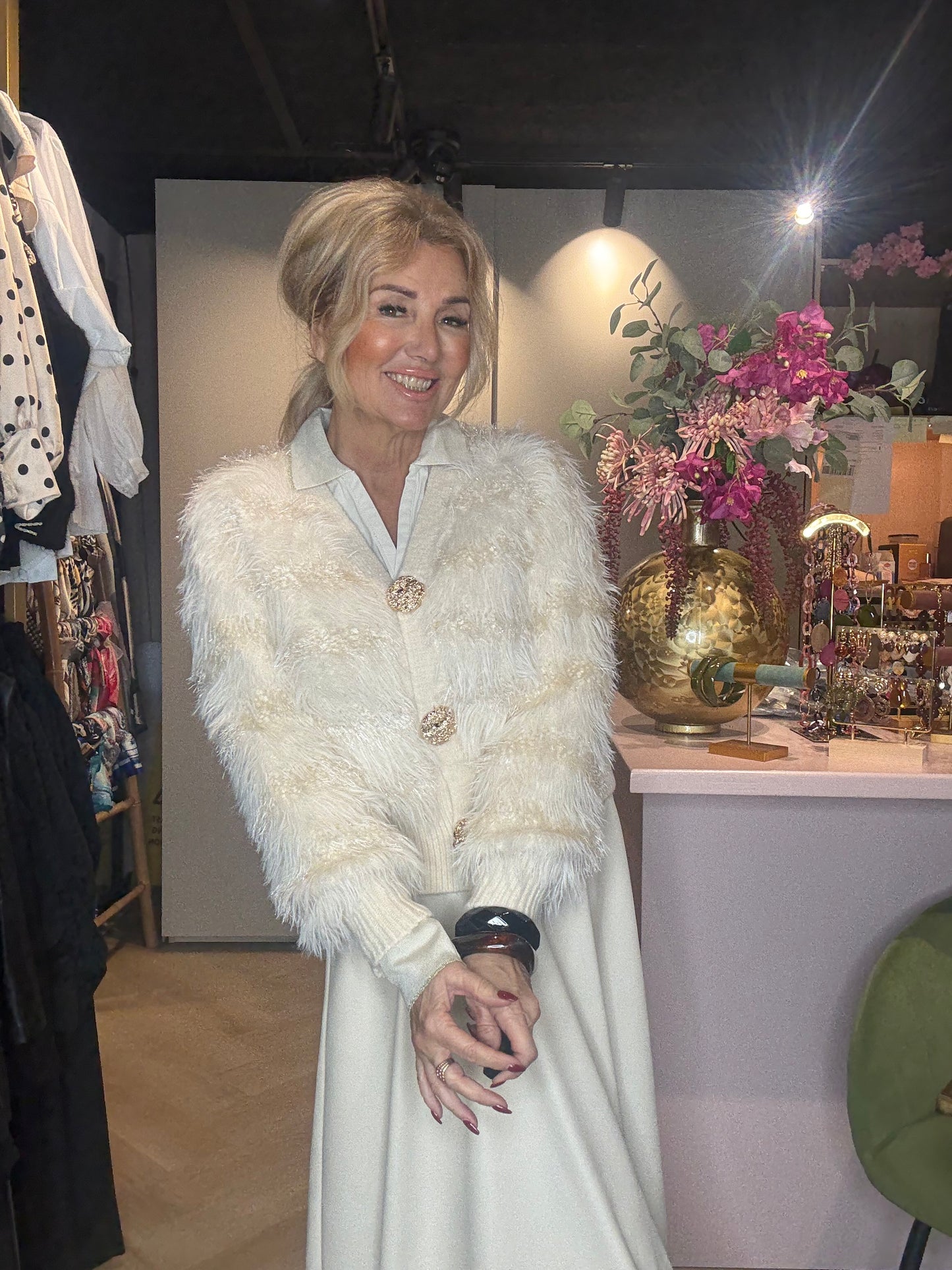 Fluffy vest Crema Gold